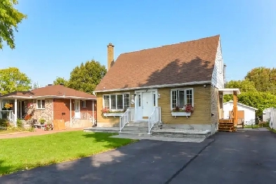 Beautiful 2 bedroom 2.5 bathroom home in Castle Heights. Image# 2