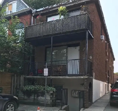 GREAT 540 SQFT 1-BDRM UNIT - KING/DUFFERIN - 6 ELM GROVE Image# 1