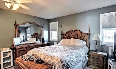 Room for rent by LRT station Image# 1