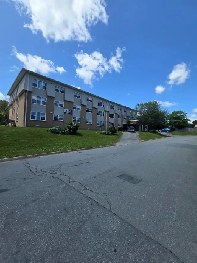 Fairview Renovated 2-Bedroom Apartment Available Oct 15 Image# 1