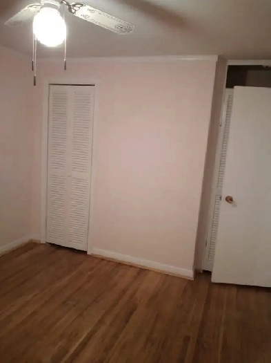 Three Bed Room Townhouse (DOES NOT INCLUDE BASEMENT) Image# 1