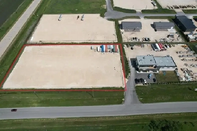 Fenced Compound Lot Space for Rent Image# 4