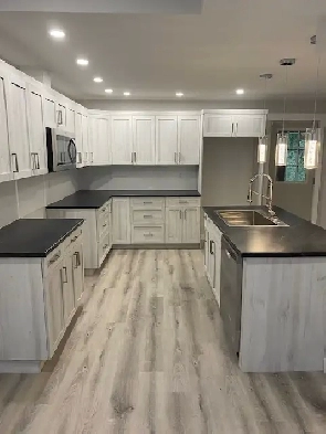 2 Bed, 2 Bath High-End Home Image# 5