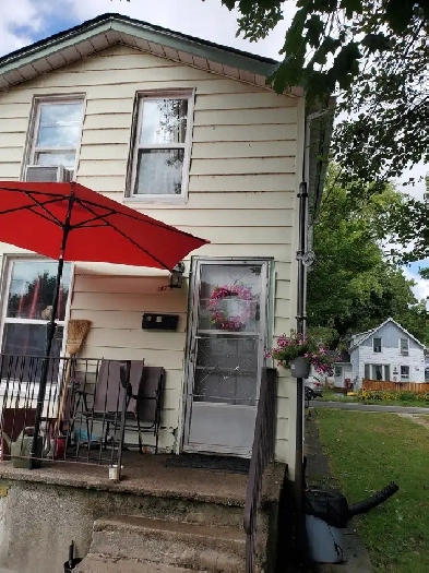 Gananoque 2 Bedroom Apartment for Rent - Available Oct 1st Image# 5