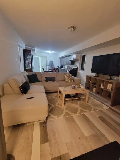 BEAUTIFUL 1 - BED APARTMENT ON GROUND FLOOR - NORTH BRAMPTON! Image# 1