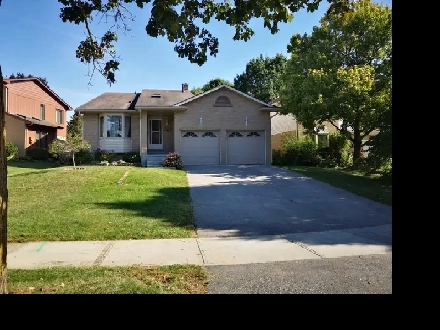 Private & Modern 2-Bed Walk out Basement Backing Onto Trails Image# 1