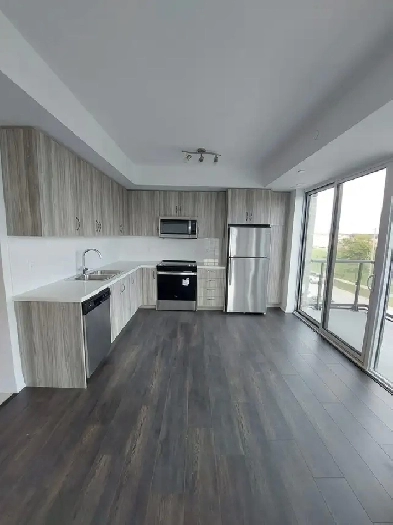 2 Bedroom   Den Townhouse condo for RENT Image# 1