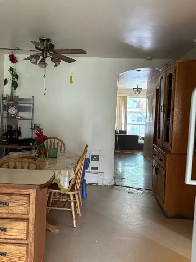 $650 room for rent monk metro Oct 1st Image# 1