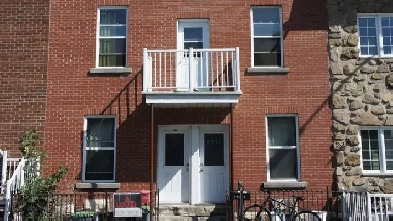 5 1/2 For Rent. PETITE ITALIE. ANIMALS FRIENDLY. 1 Month FREE. Image# 1