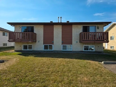 Check it out!  Move in ready Gorgeous 3bdrm 1 bath 4 plex Image# 7