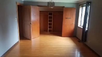 A Nice Clean Bungalow House For Rent. Image# 1