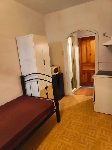 studio metro frontenac all include Image# 1