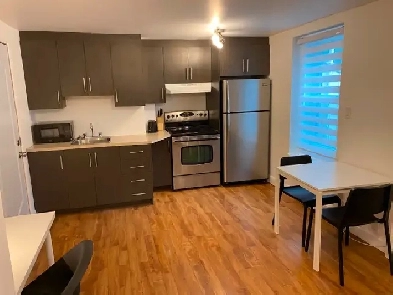 Super Studio tout compris,, meublé et équipé au centre ville Image# 1