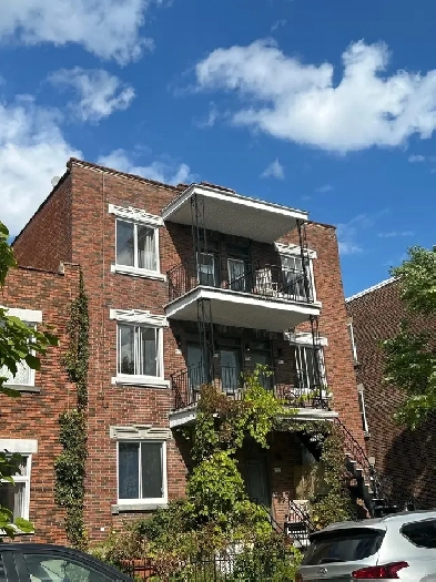 super logement à 2 min du métro Image# 1