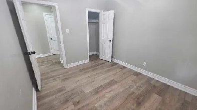 3 Bedroom Main for Rent - Morningside & Lawrence Image# 1