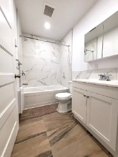 5 1/2 rénové à louer à Laval des Rapides Image# 1