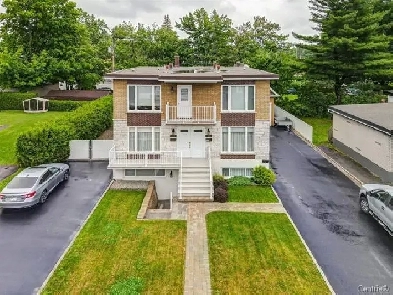 Étage de maison avec 3 chambres, grand jardin privé et 3 station Image# 1