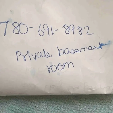 Basement studio room for rent