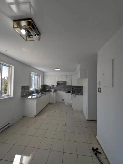 Apartment 5 1/2 available October 1st 2025 - Longueuil - Perigny Image# 1