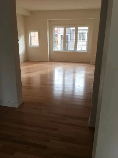 3 Bedroom House for Rent - Steeles / Mavis Image# 1