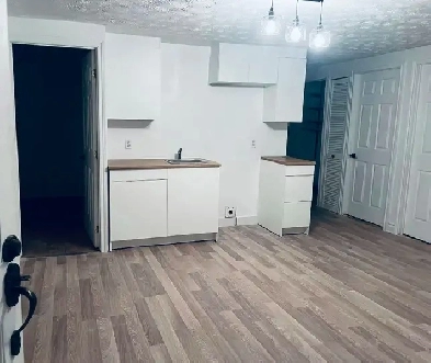 Beau logement 5 et demi à louer dans un haut de duplex Image# 7