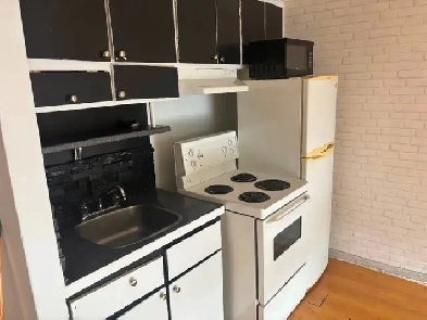 Grand2 1/2avec électroménagers/internet/électros etstationnement Image# 1