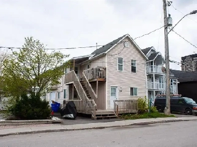 1 BED HULL APARTMENT CLOSE DOWNTOWN OTTAWA Image# 2
