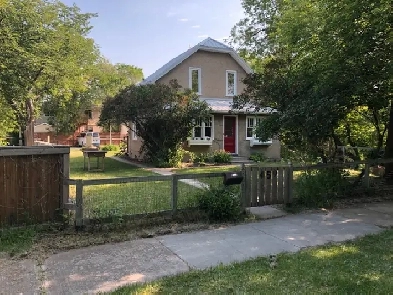 rent or rent to own riverfront house st Boniface property Image# 1