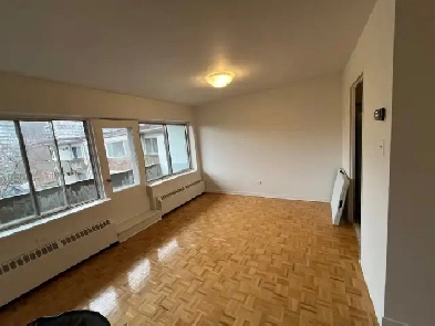 Appartement 3 ½ à louer – CDN - Apartment for Lease Transfer Image# 1