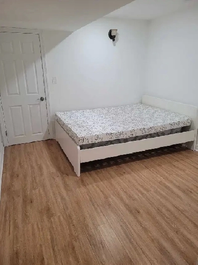 1 bedroom basement for rent in wood bridge, Image# 3