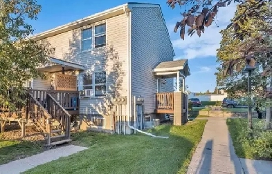 Townhouse for rent Image# 10