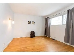 Large 5-bedroom house, easy access CU, AC, OU, available Nov 1st Image# 1