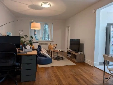 Lease Transfer - $1,865 - 4 1/2  - Snowdon - Pet Friendly Image# 1