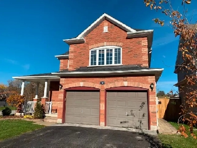 Keswick-gorgeous executive 4 bedrooms home for rent. green space Image# 10