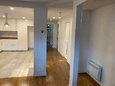 4 et demie à louer Image# 1