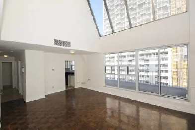 2 BEDROOM 2 LEVEL PENTHOUSE AVAILABLE!