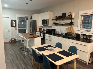 Roomate.  Amazing 2BR 2BA FLAT. Image# 6