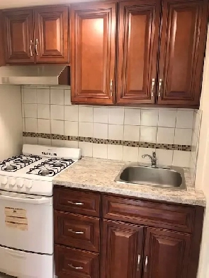 1 bdrm apt Downtown (Woodfield) London - $1400.00   pers. hydro Image# 3