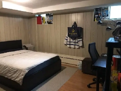 large furnished room in basement in Markham Image# 1