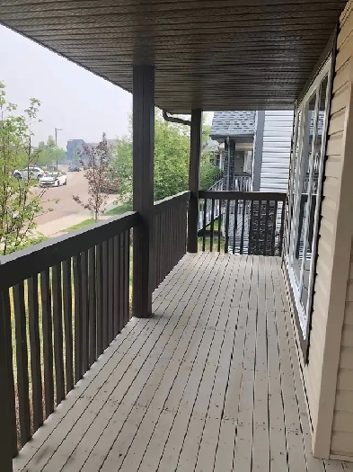 Entire single-family house in SW Edmonton Image# 6