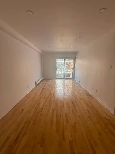 1 Bedroom 1 Bath in NDG Image# 1