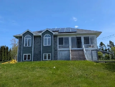 25-092 Lovely furnished apartment in Bayside Image# 1