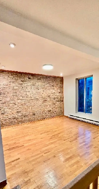 31/2 MONTREAL DOWNTOWN/1370$/OCTOBER 1/CALL:(438) 873 - 8708 Image# 3