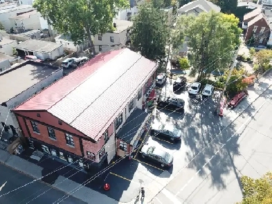 TWO APARTMENTS For RENT 300sf & 500 of space at 200 Deschamps Image# 3