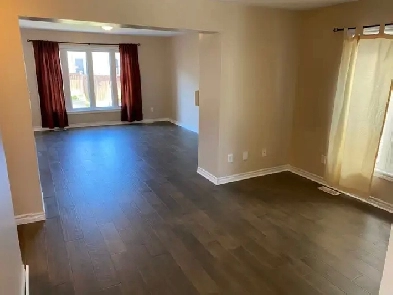 Beautiful Barrhaven Single House for Rent Image# 5