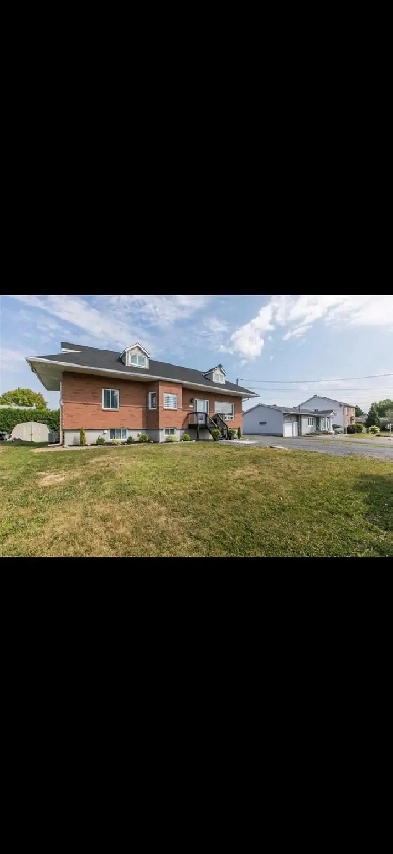 3 Bedroom and 2 Bath for Rent Image# 2