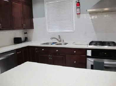 3 Bedrooms home near SQ-1 for rent Image# 1