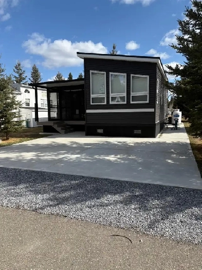 Stunning Park Model & Mature Lot in Coyote Creek, Sundre, AB Image# 6