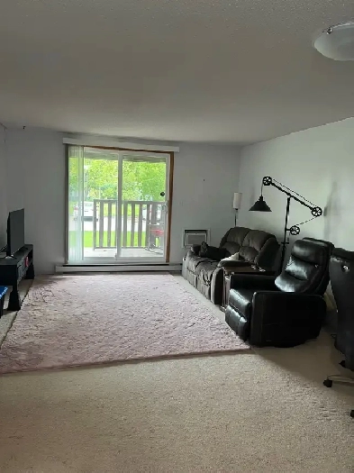 condo for rent Image# 1