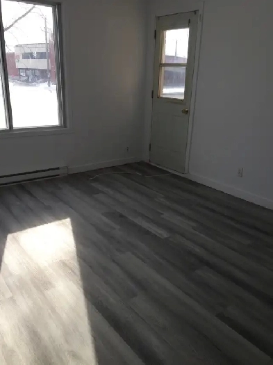 4 1/2 à louer Image# 1